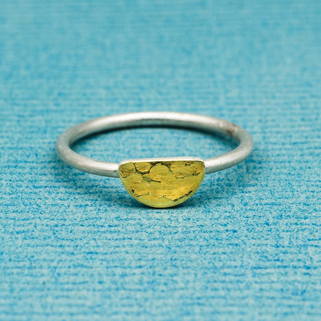 Ring (8,5 mm) - Hammerschlag "Kugel",  halbrund