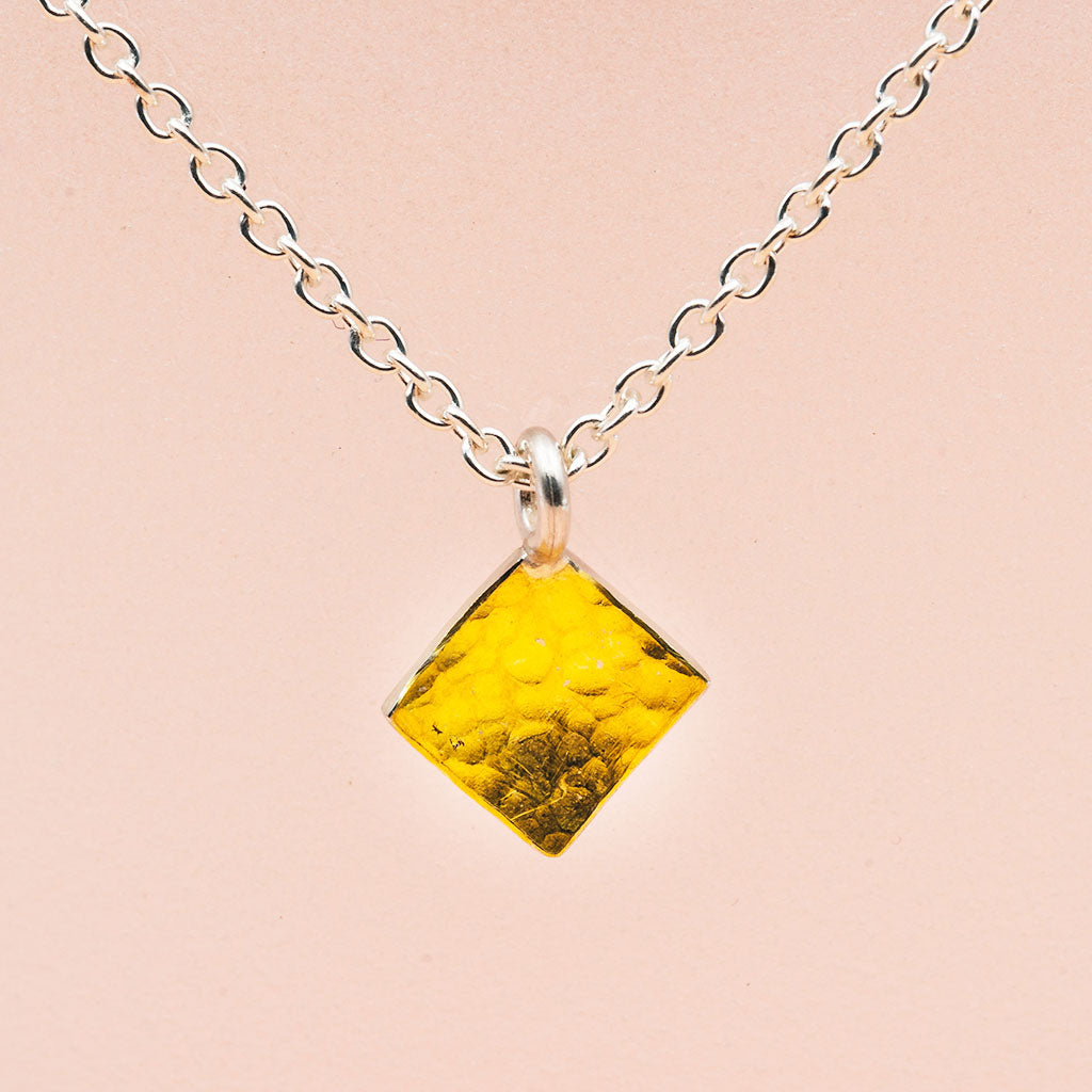 Kette (8 mm) - Hammerschlag "Kugel", quadratisch, konkav