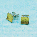 Ohrstecker (7 mm) - Hammerschlag "Finne", quadratisch, konkav