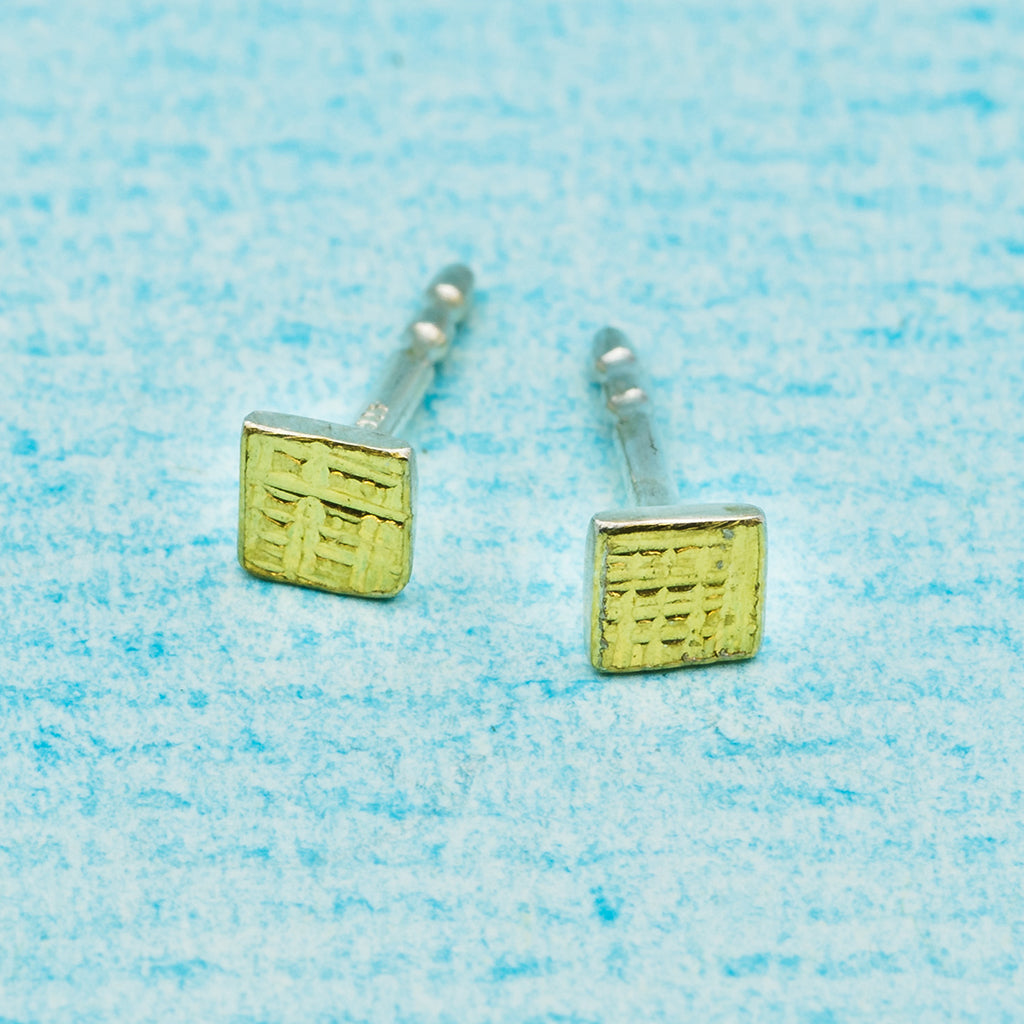 Ohrstecker (4 mm) - Hammerschlag "Finne", quadratisch