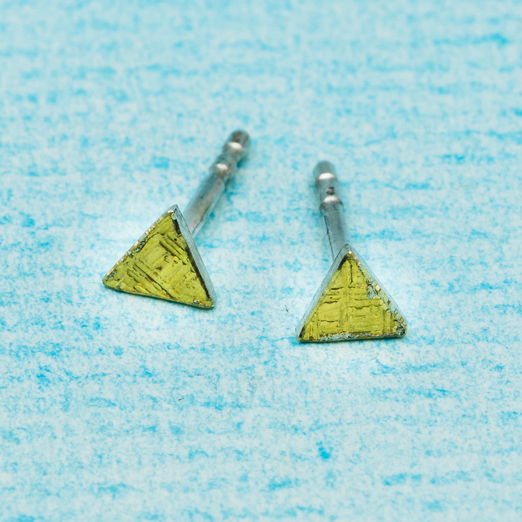 Ohrstecker (5 mm) - Hammerschlag "Finne", dreieckig
